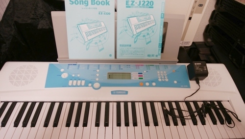 YAMAHA 電子キーボード PORTATONE(ポータトーン) EZ-J220