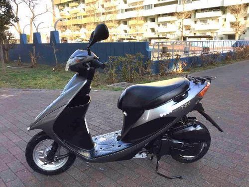 アドレスV50。(スズキ）、 エンジンは優れた状態です。空冷式