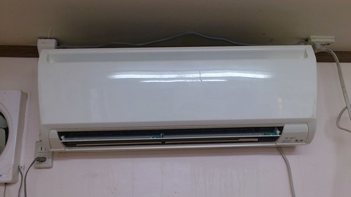 【取引交渉中】★【店舗片付け中⑩】自動内部クリーン搭載エアコン　4.0kw　11～17畳用　分解清掃済み