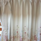 ２級遮光カーテン草花柄　幅100×丈135cm×4枚