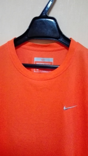Nike Fit Dry メンズlサイズ オレンジ色のtシャツ みゆ プロフ必読 尼崎のtシャツ メンズ の中古 古着あげます 譲ります ジモティーで不用品の処分 Nike Fit Dry メンズlサイズ オレンジ色のtシャツ みゆ プロフ必読 尼崎のtシャツ メンズ の中古 古着あげます 譲ります ジモティーで不用品の処分