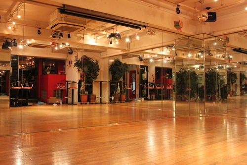 池袋のレンタルダンススタジオです ｊ 池袋のその他の生徒募集 教室 スクールの広告掲示板 ジモティー
