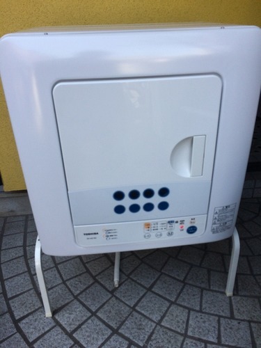 【オープニング 大放出セール】 衣類乾燥機 東芝 ED-45C 花粉フィルター 2009年 台付き スタンド 4.5kg 乾燥機 乾燥機
