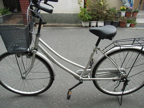 ♪ジモティー特価♪おしゃれなフレームの２６型軽快車　中古 ♪ジモティー特価♪おしゃれなフレームの26型軽快車 中古
