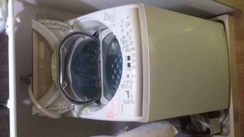 ★定価の半額★　東芝製洗濯機（乾燥機付）、2015年製（二年使用）★