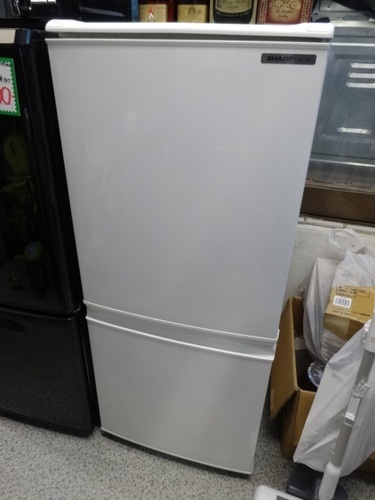特価商品  【取り置き】N342 SHARP ノンフロン冷凍冷蔵庫 SJ-14R 2008年 冷蔵庫