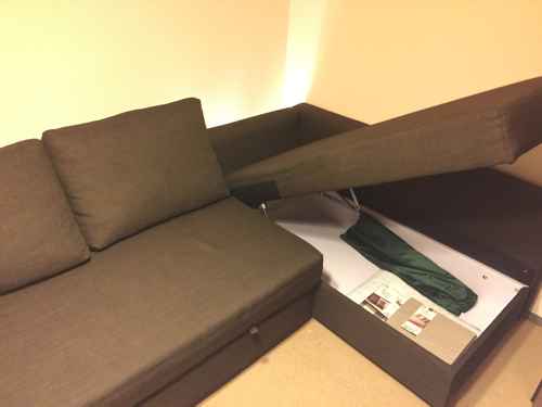 IKEA★大型コーナーソファ★収納つき★ダブルサイズのベッドとしても★