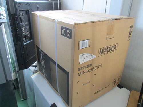 MORITA/ユーイング ・1ドア冷蔵庫▲MR-D05BC(W)▲2013年▲未使用保管品▲サイコロ型▲お部屋に▲湯河原町・宮上▲▲3Q031617-5/
