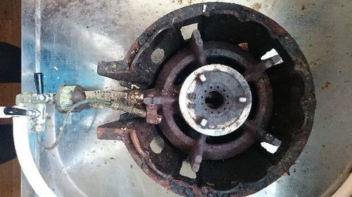 業務用の鋳物コンロ