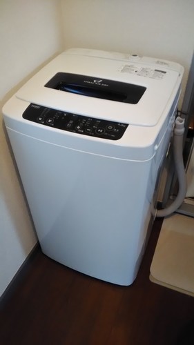 速くおよび自由な 【購入2年未満！】ハイアール洗濯機4.2kg（美品） 洗濯機