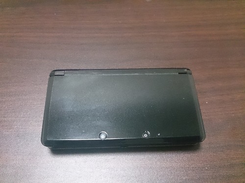 NINTENDO 3DS コスモブラック　中古