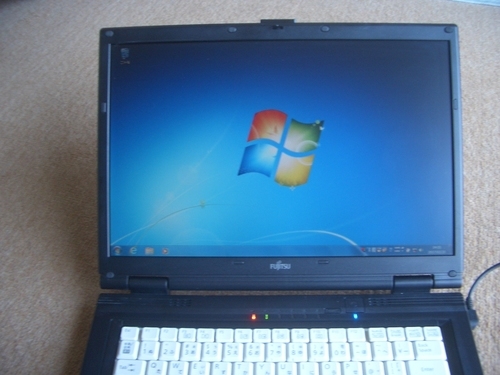 Windows7 ノートパソコン　FMV-BIBLO  A6225