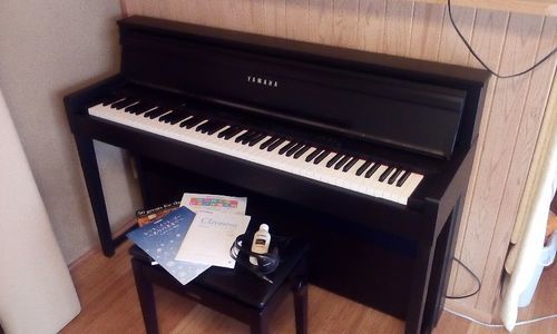 【2011年製 クラビノーバ 24,5万】→１４万円