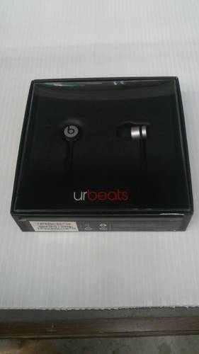 セール】 urbeats カナル型イヤホン スペースグレイ B0547 未使用品