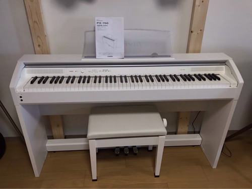 【電子ピアノ】カシオ PX-750WH 2013年製 (高低イス 取説付)