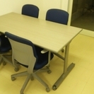 オフィス家具　商談机＋椅子4脚　一式