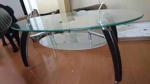 完成品　楕円形ガラス天板のセンターテーブル ブラウン 天板強化ガラス　10000円で！