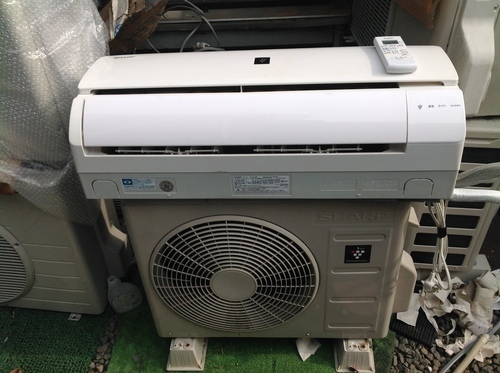 中古エアコン2014年製シャープエアコン工事価格込み2.2kw6畳相当用