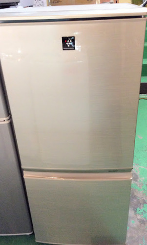 【期間限定30％OFF・全国送料無料・半年保証】冷蔵庫　 SHARP SJ-PD14T-N 中古