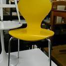 チェア　イエロー　家具　椅子　イス　黄色