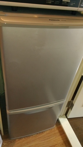 Panasonic 138L 2ドア冷蔵庫 （NR-B143W、不具合無）