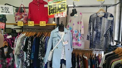 3連結、棚付き什器