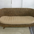 アジアンソファー　2～3人掛け用　定価約６万円の品です。