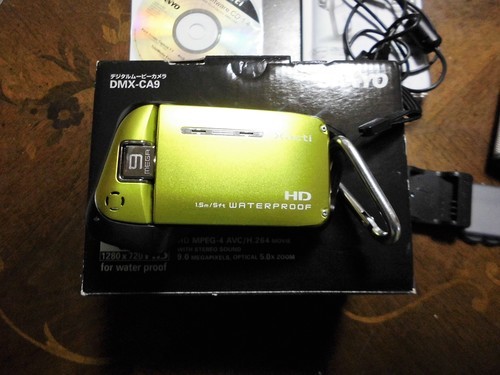 値下げ　HDデジタルムービーカメラ SAMYO Xacti CA9 美品