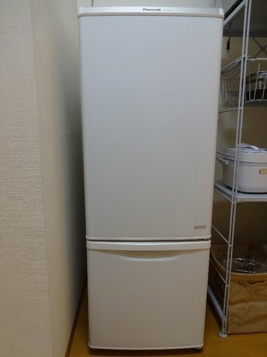 ☆新品同様 パナソニック冷蔵庫【NR-B178W】