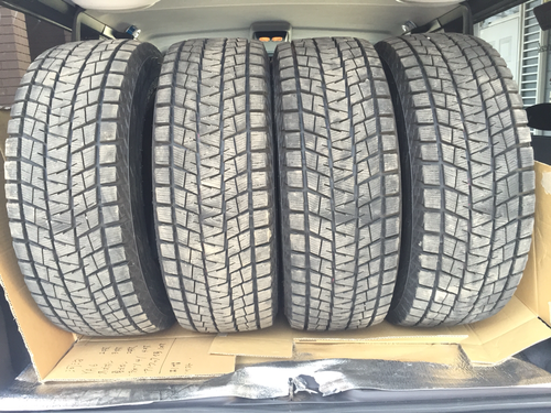 BLIZZAK DM-V1 265/70R15 4本 7〜8部山程度