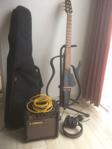※値下げしました※　YAMAHA　ヤマハ　サイレントギター　SLG110S