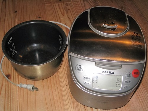 （終了しました)三菱IH炊飯器（中古）5.5合炊き