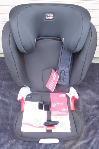ブリタックス Britax ROMER KIDFIX XP チャイルドシート COSMOSBLACK◆究極固定のチャイルドシート