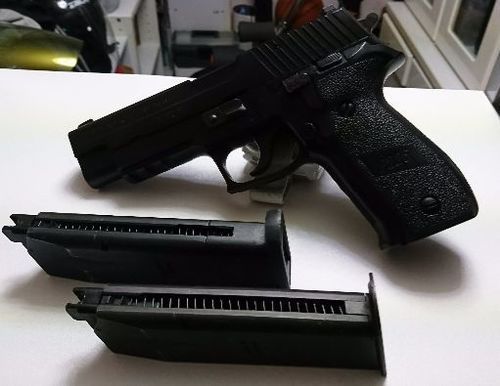 東京マルイSIG P226 ガスブローバックガン