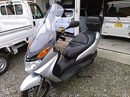 スズキ バーグマン150cc 高速道路も走れますよ! | complexesantalucia.com