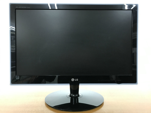中古パソコン用モニタ　（型番:FLATRON E2240V,商品ID:265)