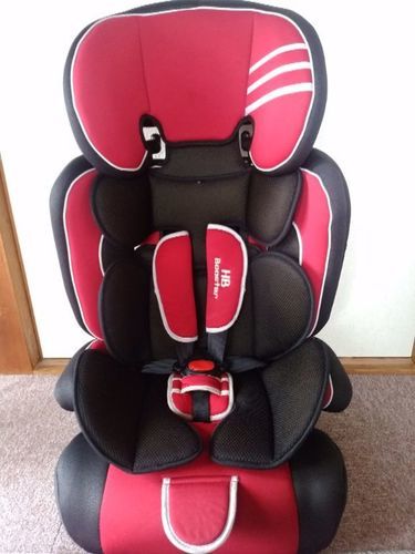1歳から　日本育児ハイバックブースター　ジュニアシート