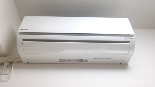 エアコン　Panasonic 製　CS-225CFR-W