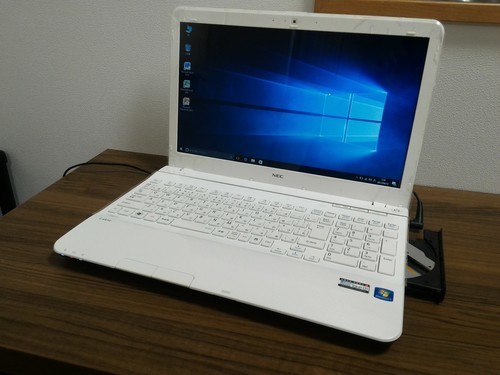 お取引中)超美品 Core-i5 \u0026 SSD搭載  爆速Windows10ノートPC Core-i5/4GB/64GB/無線LAN/DVD-RW/Microsoft Office2010 [NEC LaVie S LS150H]