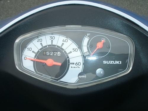 値下! スズキ アドレスV50 低走行距離の美車 市内配達します。