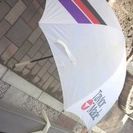 大きな傘