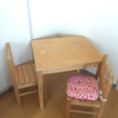 ☆IKEAの子供テーブルと椅子のSet☆