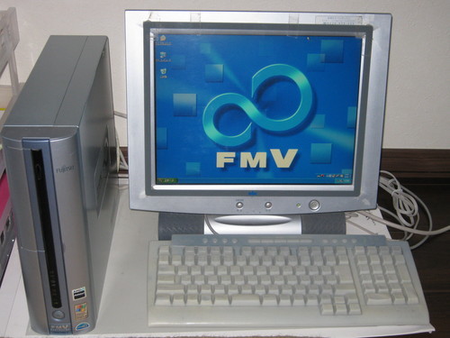 富士通 CE8/110LT デスクトップパソコン windows XP 15インチ office付き