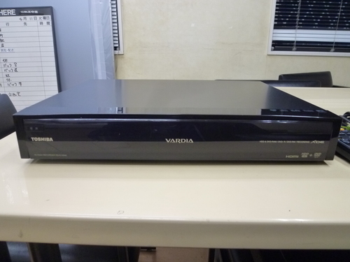 J065 TOSHIBA 東芝 VARDIA DVDレコーダー HDD内蔵 RD-S1004K 2010年製