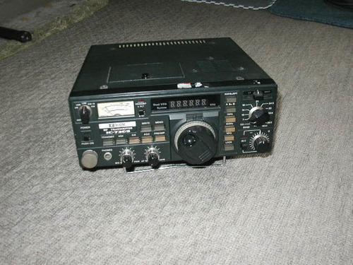 アマチュア無線機   HF１０ｗ。、売ります