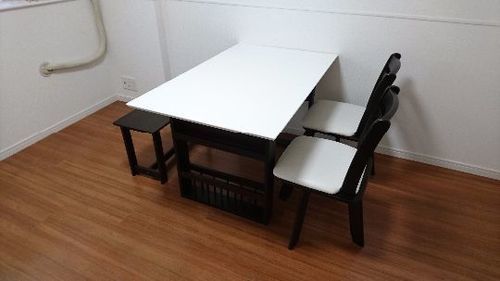 【糟屋郡須惠町☆引取限定☆】ニトリのダイニングテーブル(2013年購入)