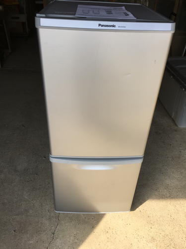 パナソニック冷凍冷蔵庫NR-B145W