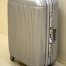大型　スーツケース　『TABIISM』　シルバー【交渉中】