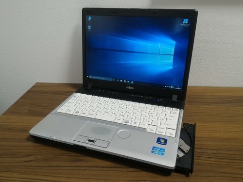 お取引中)第2世代i5 ﾒﾓﾘ4G Ofiice2016搭載 高性能Windows10ﾉｰﾄ Core-i5/ﾒﾓﾘ4GB/HDD160GB/DVD-RW/無線LAN/Kingsoft Office 2016 [富士通 Lifebook P771]