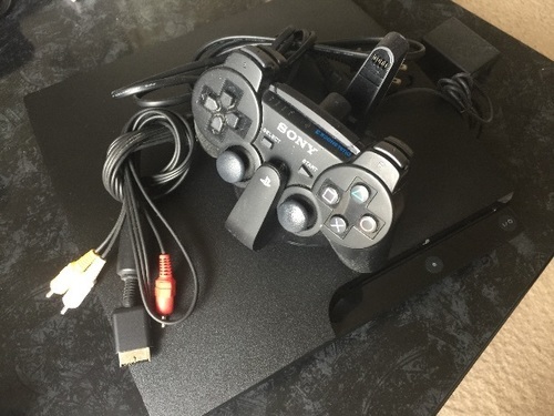 PS3【動作確認済み、コントローラー、コントローラー充電スタンド付き】